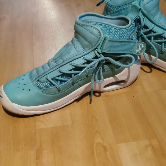 Nike Air Shake NDestrukt Dennis Rodman (GS) Size 7Y Island Green - Picture 3 of 4
